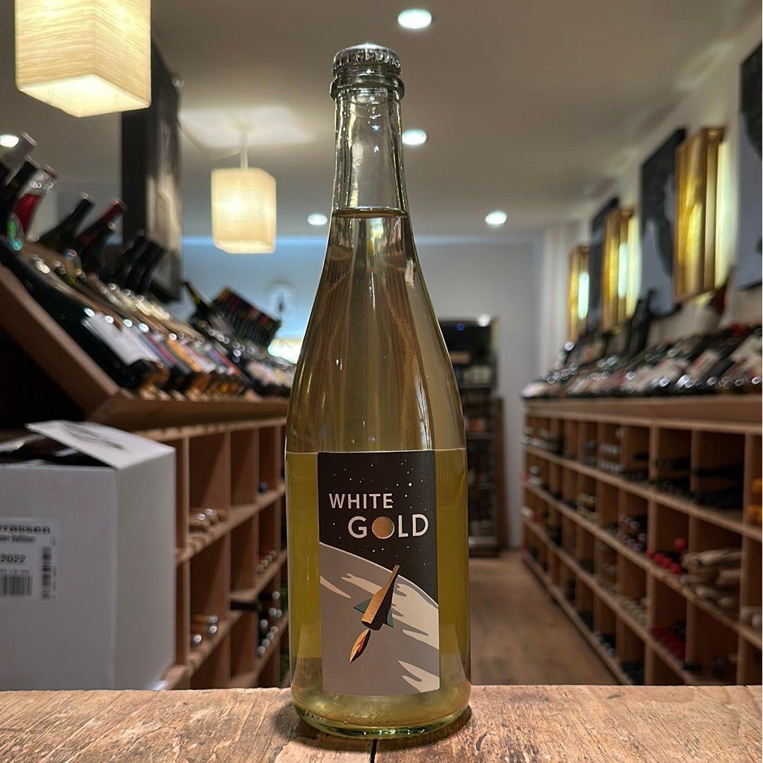 Leon Gold, "White Gold" 2022
