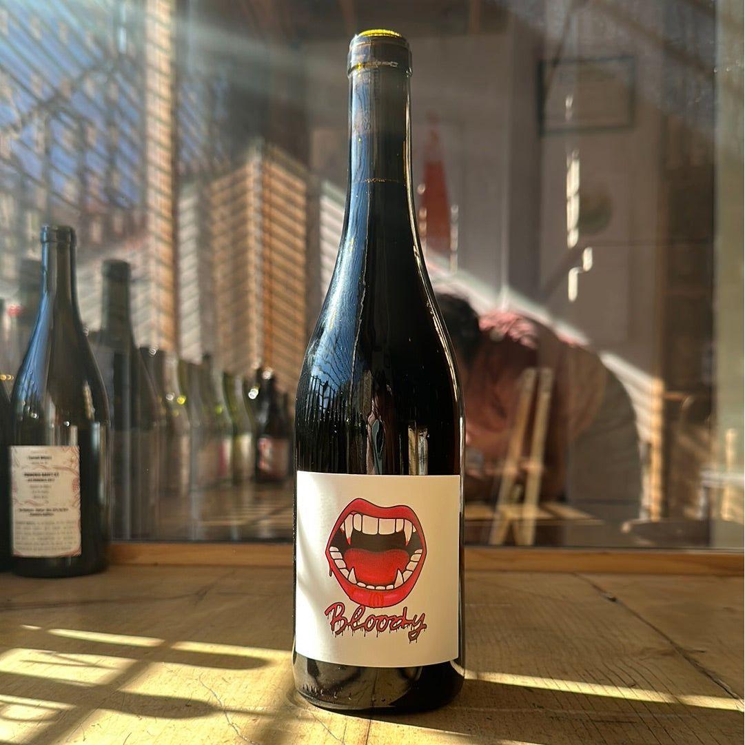 La Grange aux Belles, "Bloody" 2022