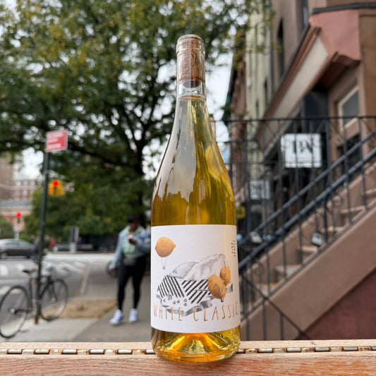 Vina Krapez, "Classic White" 2022