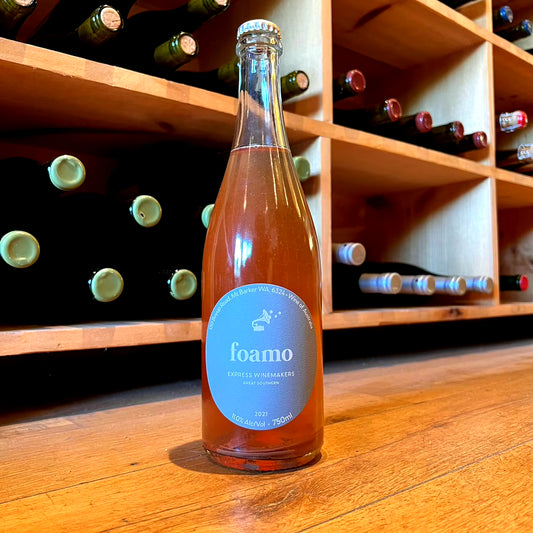 Express Winemakers, "Foamo" 2021